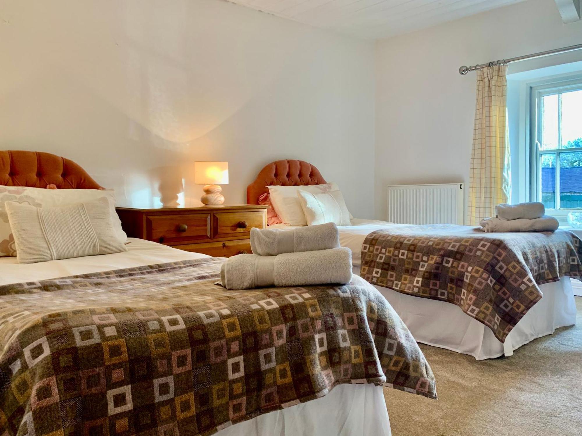 The Farmhouse Newport  Esterno foto